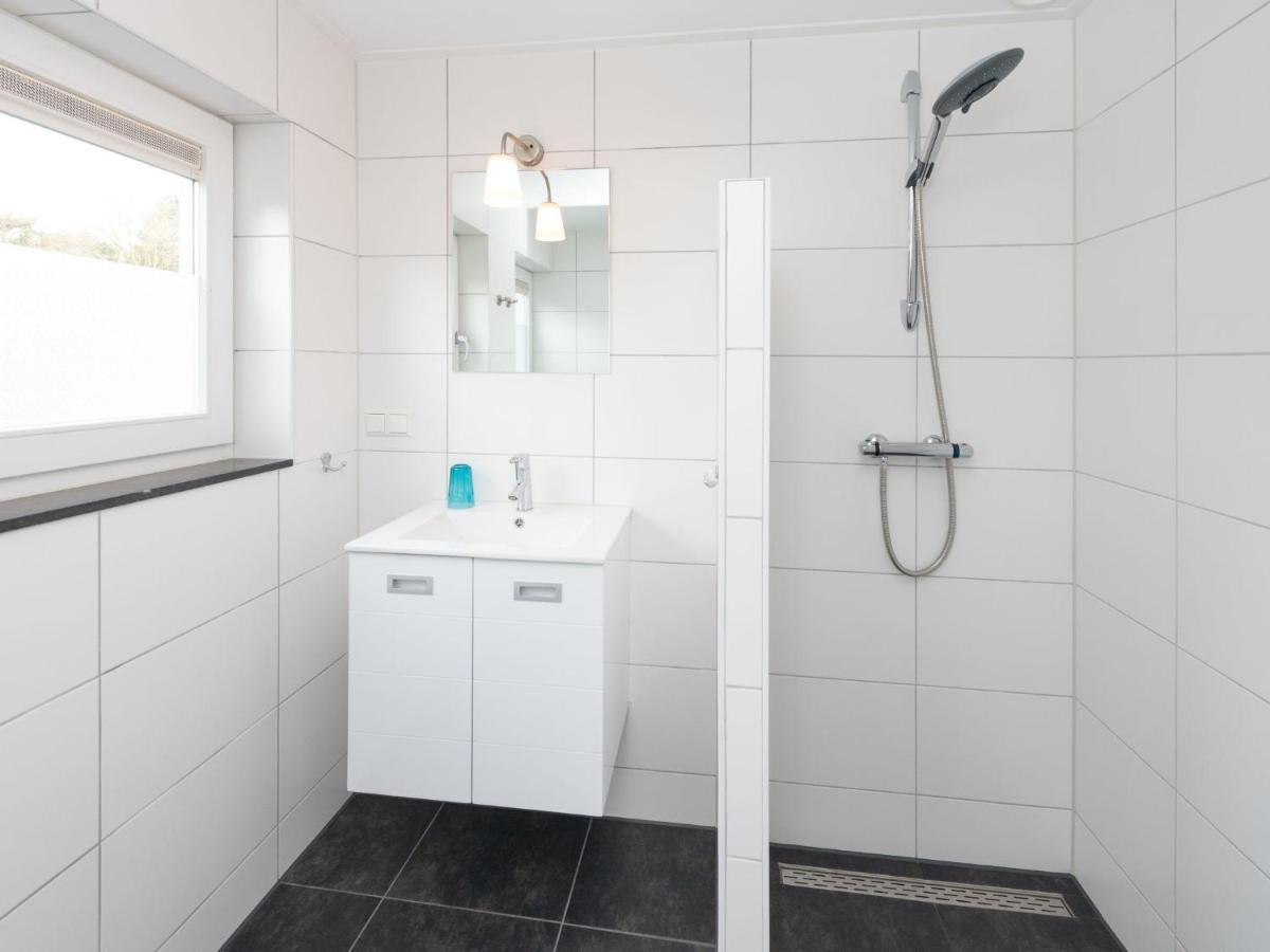 Quaint Apartment In Schoorl Near Tennis Court Экстерьер фото